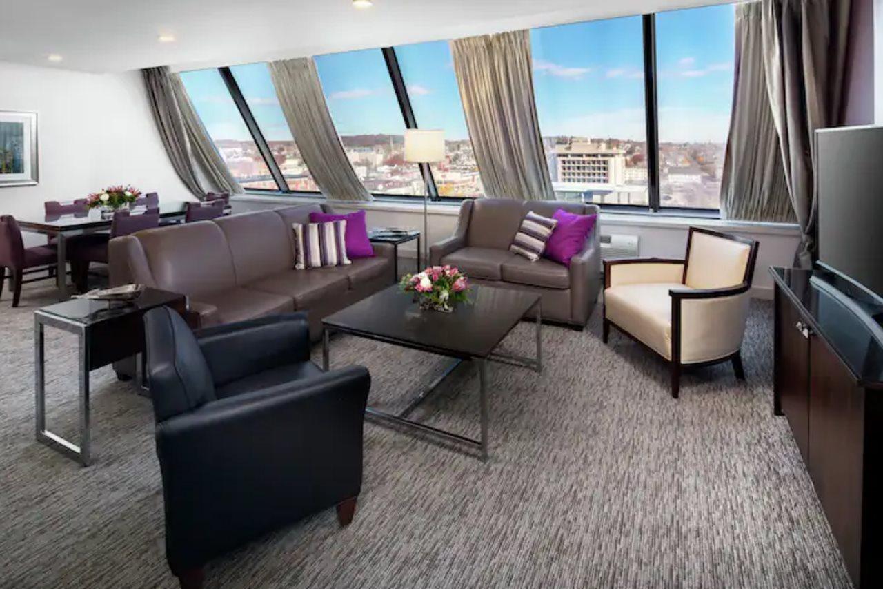 Doubletree By Hilton Downtown