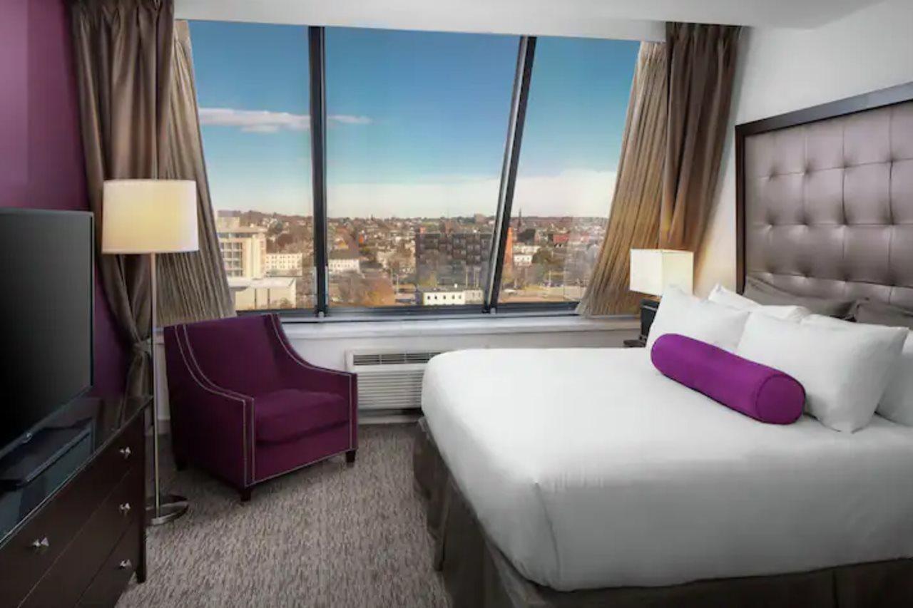 Doubletree By Hilton Downtown 4*