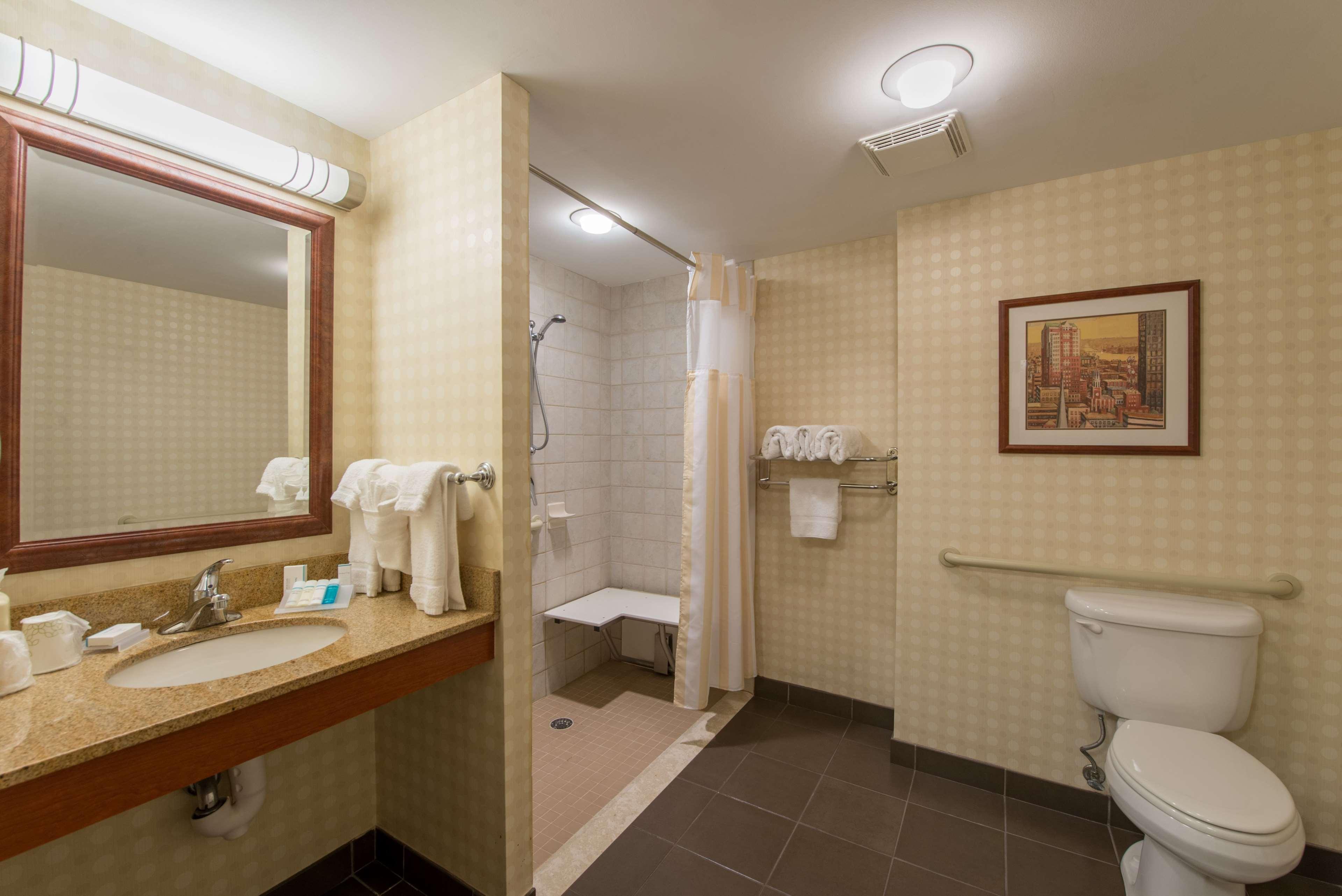 Hilton Garden Downtown Hotel 3*