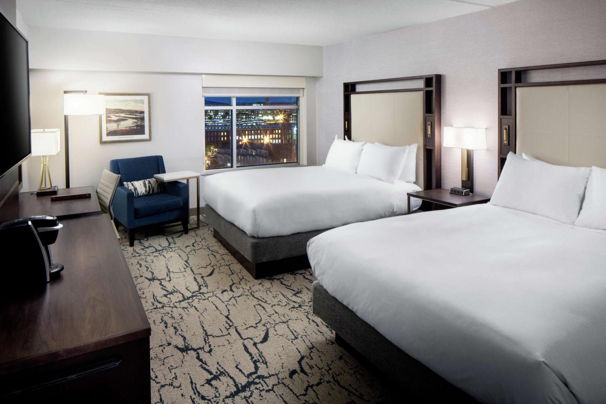 Doubletree By Hilton Downtown