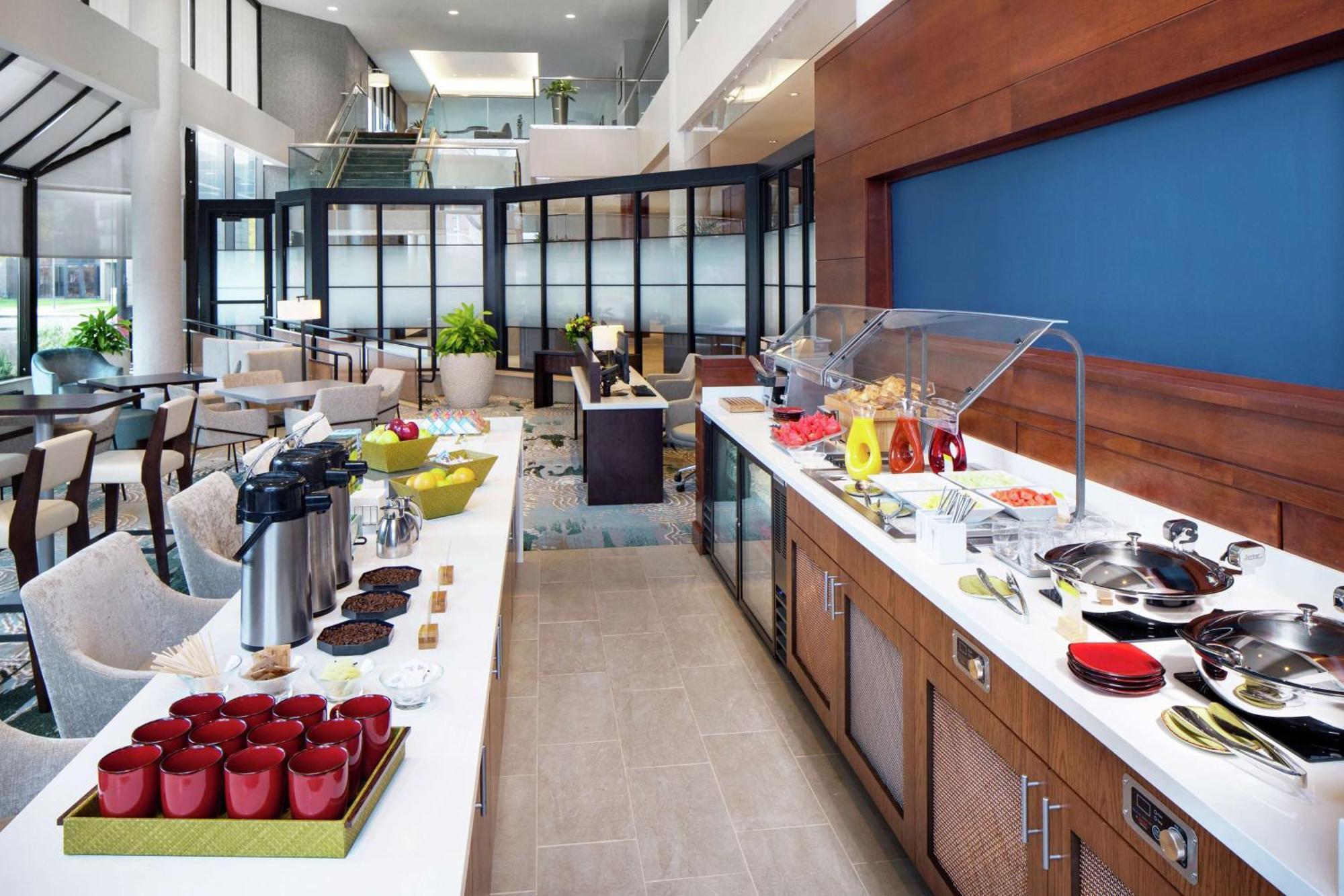 Doubletree By Hilton Downtown Hotel 4*