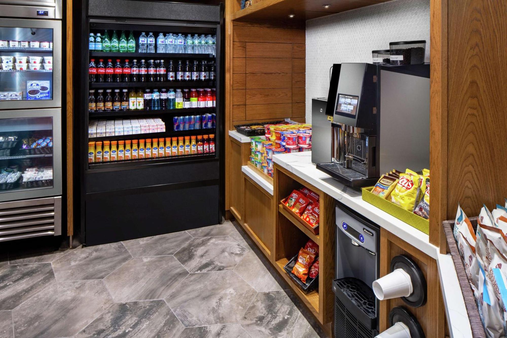 Doubletree By Hilton Downtown 4*